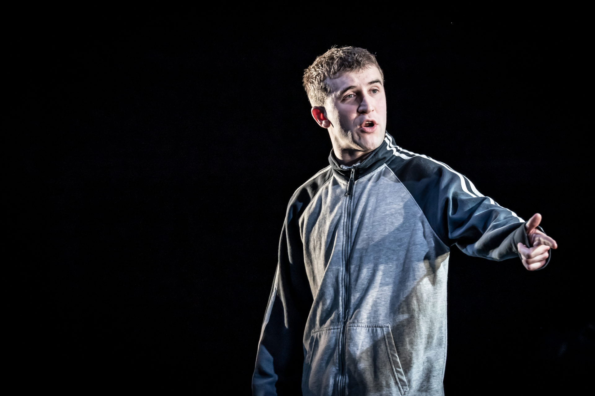 Callum Scott Howells as Romeo (c) Marc Brenner