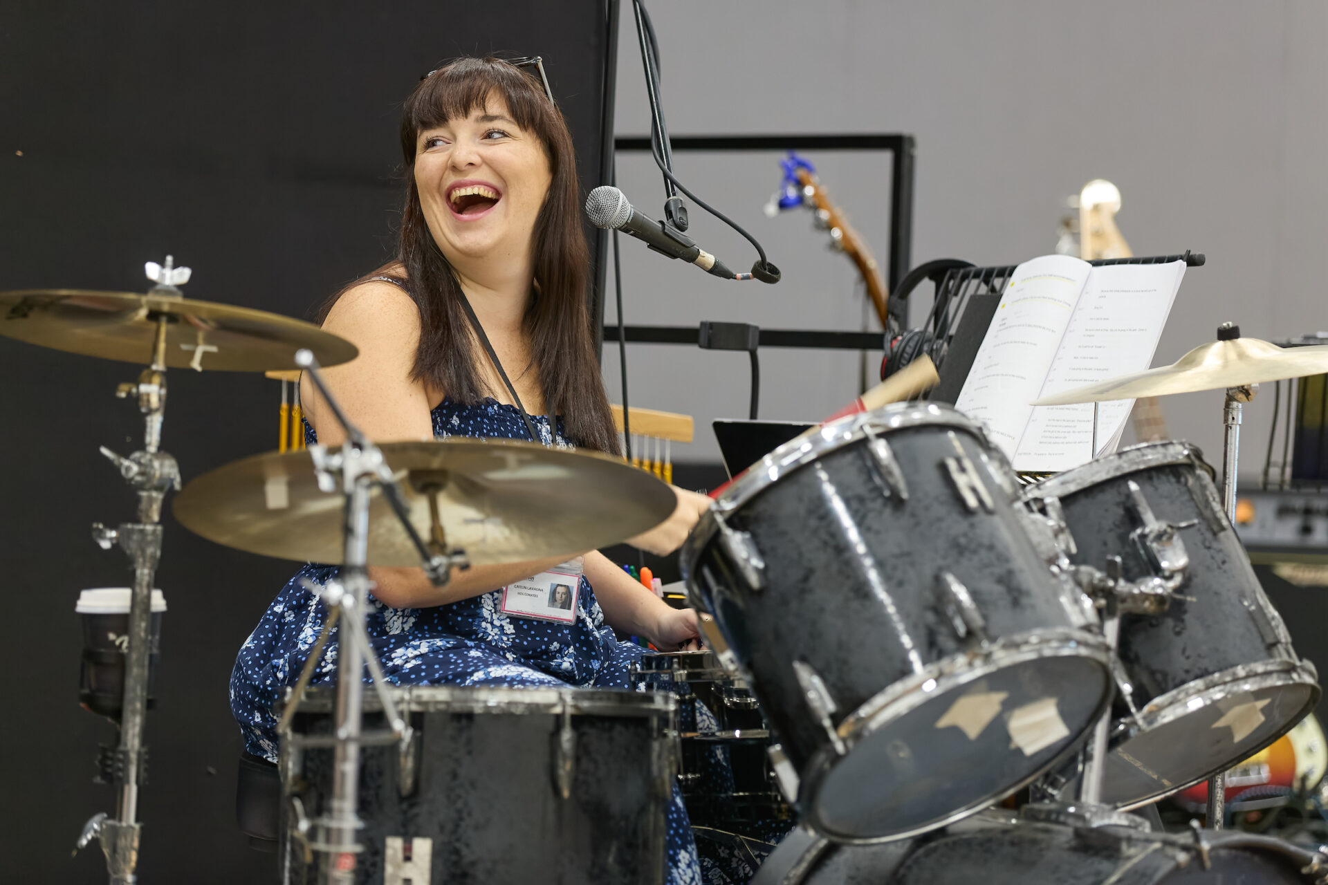 Caitlin Lavagna (Sian / Ensemble) in the Housemates Rehearsals (c) Mark Douet