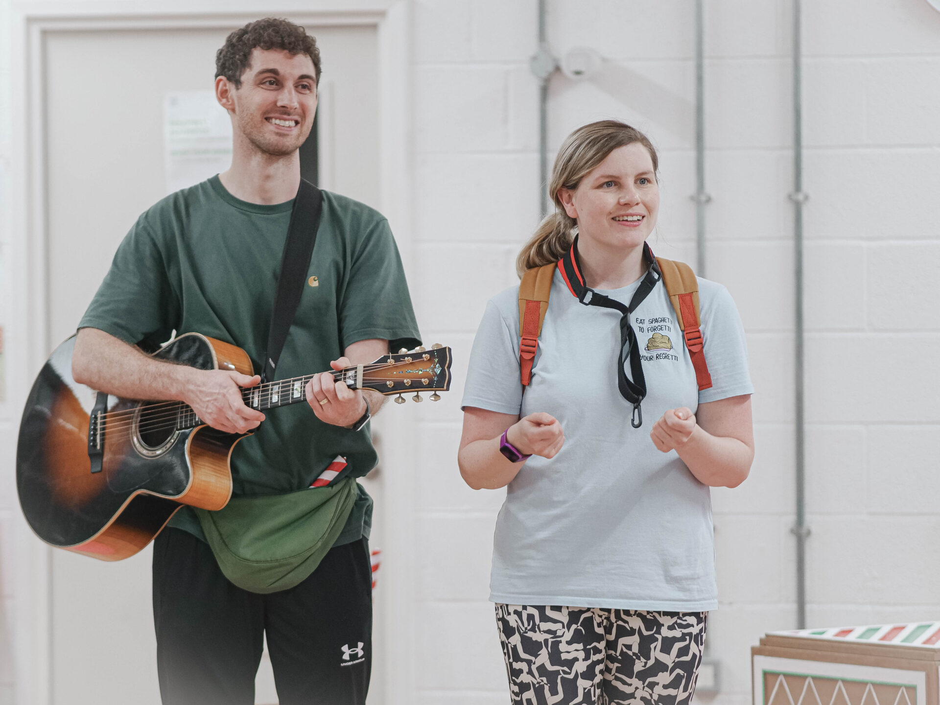 James Ifan (Hansel) and Elin Phillips (Gretel) in Hansel and Gretel rehearsals. (c) Chris Lloyd