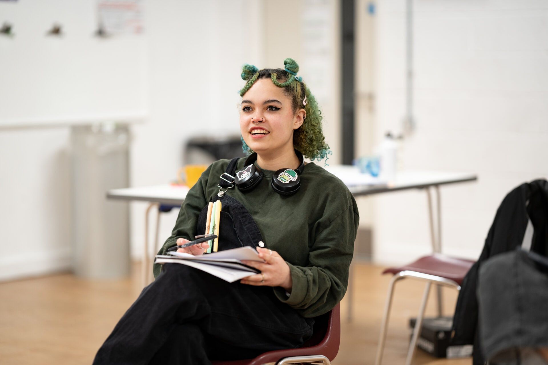 Enfys Clara in rehearsals 