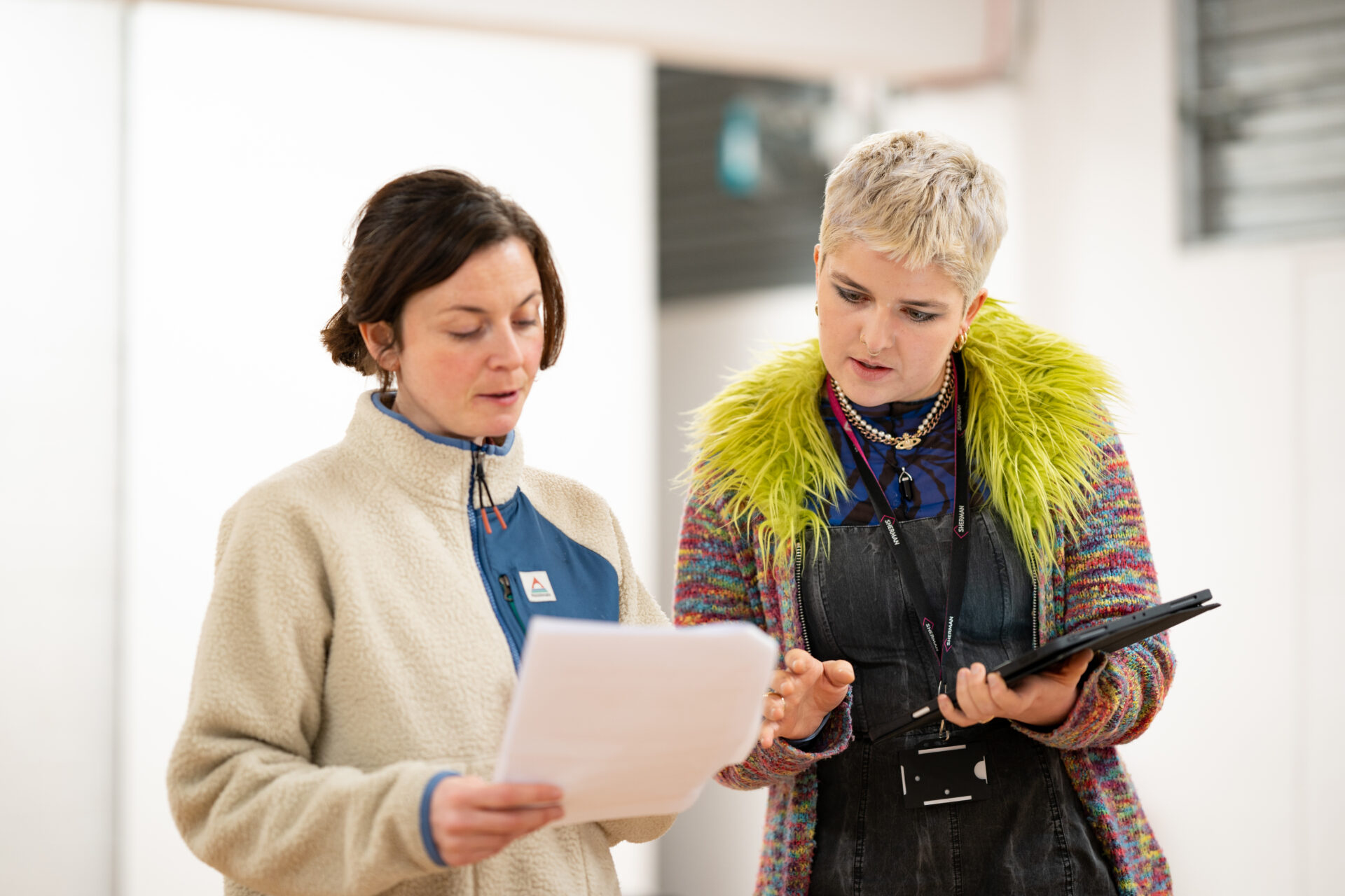 Eleri Morgan and Juliette Manon in rehearsals