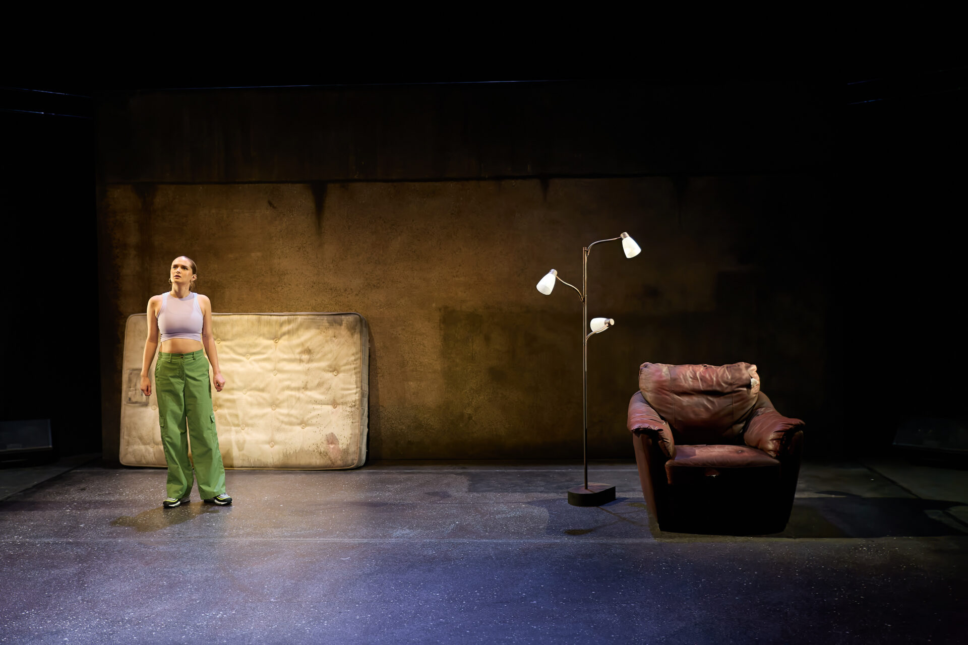 Seren Hamilton as Effie in Iphigenia yn Sblot. Photo by Mark Douet